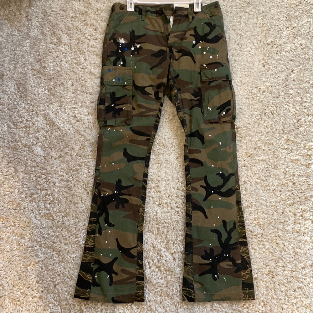 MNML paint splatter camo design pant
